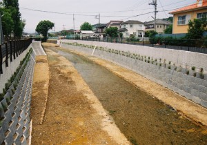 谷地川整備工事